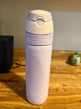Cirkul Lavender Pink Insulated Water Bottle, straw style